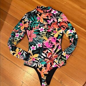 Hurley Multicolor Floral Woman’s long sleeve swimsuit